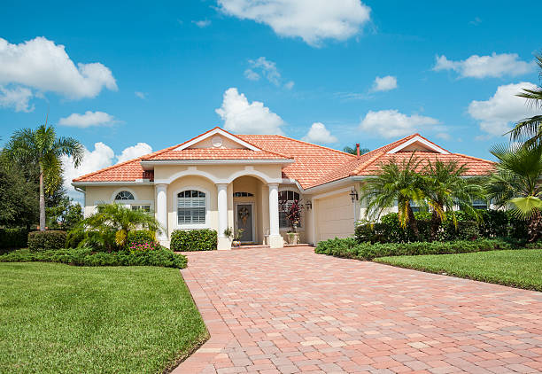 Best Driveway Resurfacing Pavers  in Beeville, TX
